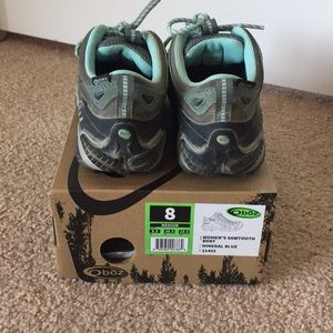 Oboz women's sawtooth bdry hiking boots. Size 8